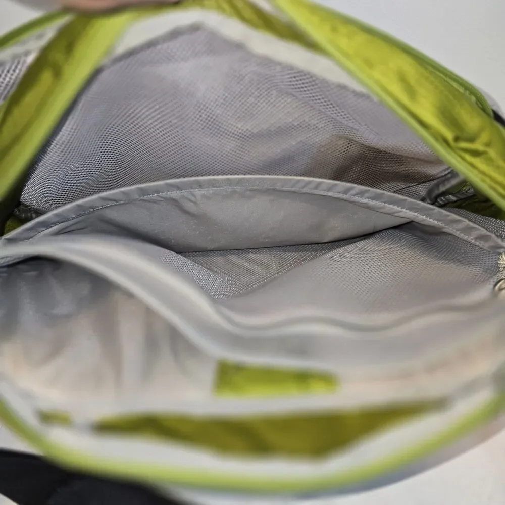 OSPREY OZONE COURIER Crossbody Messenger Laptop Shoulder Bag Padded Green